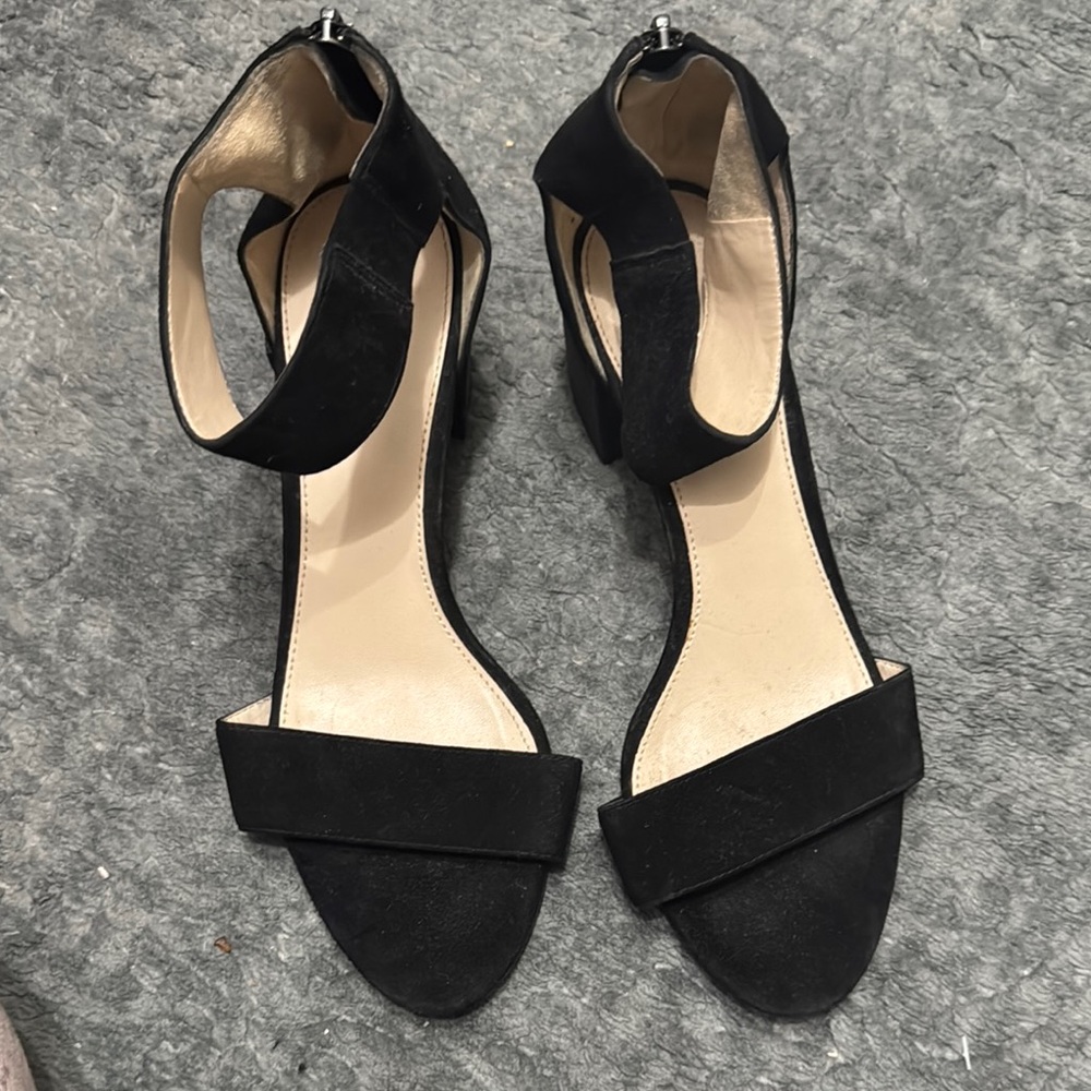 Pelle Moda Black Heels Ankle-Strap Sandals